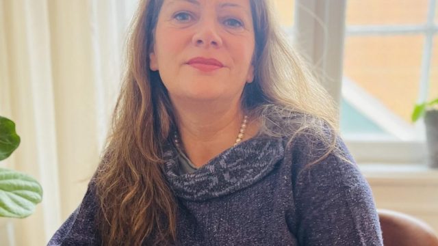 Elizabeth Berg din lokale behandler